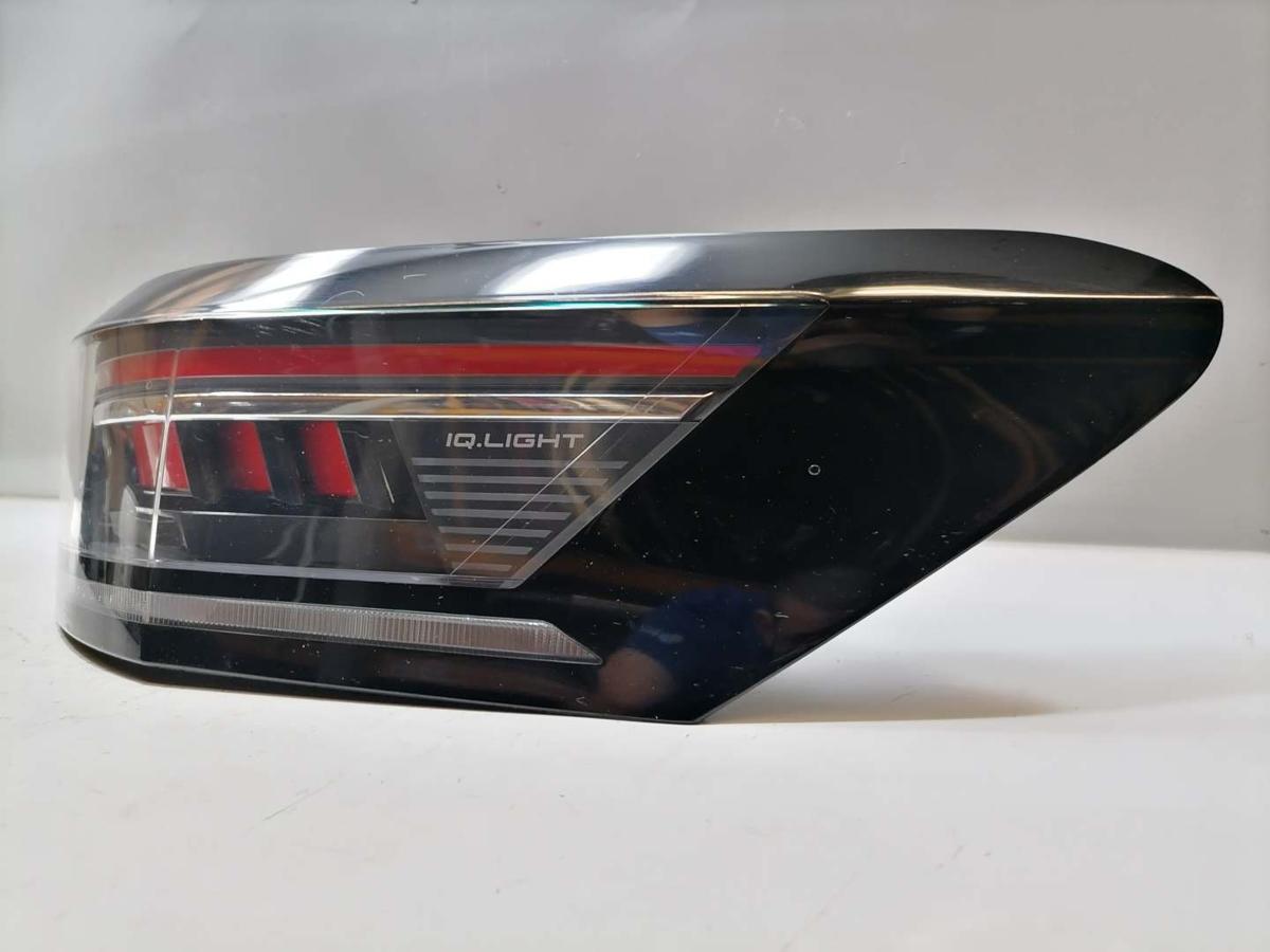 VW Passat B9 original R&uuml;cklicht R&uuml;ckleuchte rechts au&szlig;en LED Kombi Variant Bj.2024